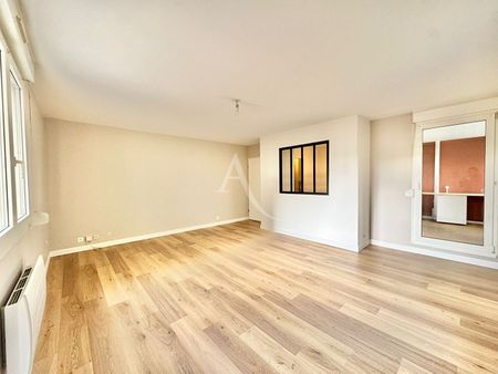 Location Appartement 3 pièces 71m² - Photo 4