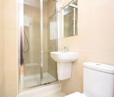 studio property to let - Photo 5