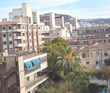 Piso de alquiler en Plaza de Toros - Avenida Chapí - Trinquete - Photo 2