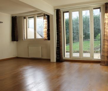 Location : appartement F2 (50 m² Carrez) à PONTOISE - Photo 1