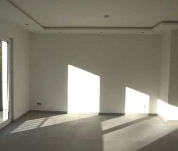 Erstbezug nach Kernsanierung - Foto 1