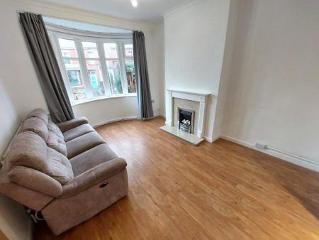 3 bedroom terraced house to rent - Photo 2