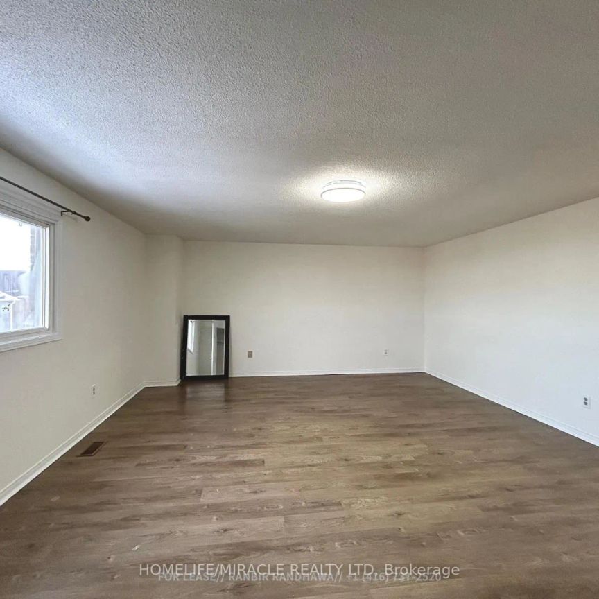 129 IRENEMOUNT CRESCENT - Photo 1