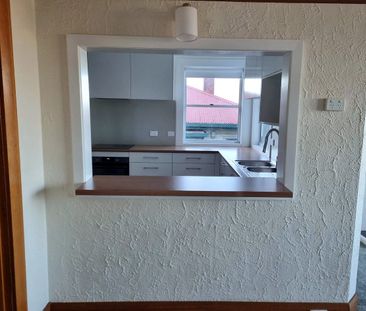Mid-Century Trevallyn Home with Sweeping Tamar Views - Photo 6