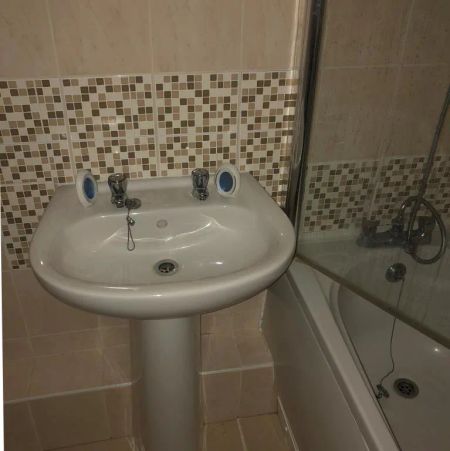 Flat 1, 90 West Crescent, Gravesend, DA12 2AB - Photo 4