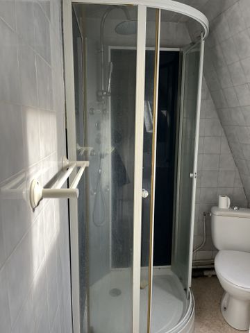 A louer : Appartement T2 - 57m² - Saint-Quentin (02100) - Photo 4