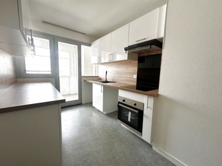 Location Appartement 4 pièces 116m² BORDEAUX 33000 - Photo 4