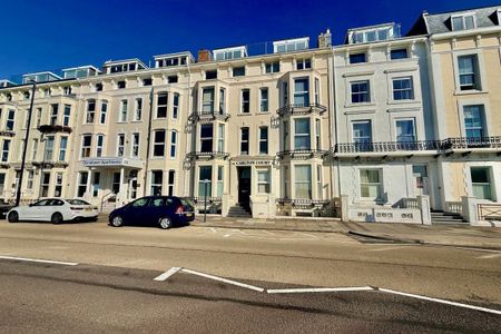 South Parade - Photo 5