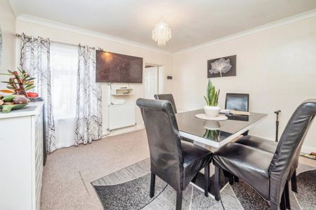 Alderson Road, GREAT YARMOUTH - Photo 3