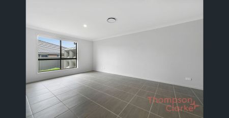 Three Bedroom Duplex - Photo 3