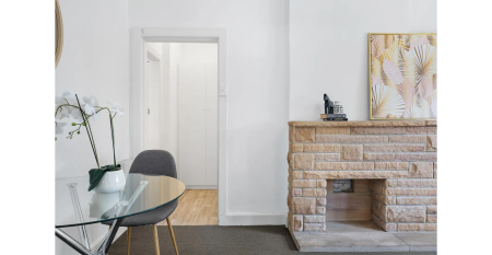 UPDATED UNIT IN PRIME LOCATION! - Photo 5