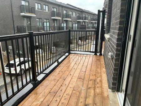 For Lease - 33 Chapple Lane, Richmond Hill, Ontario - Photo 3