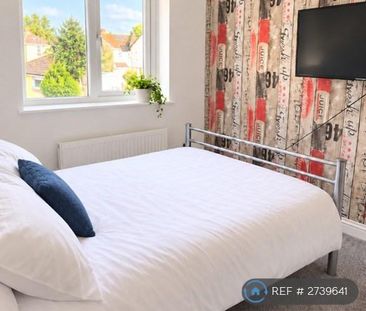 1 bedroom in a house share to rent - Photo 1