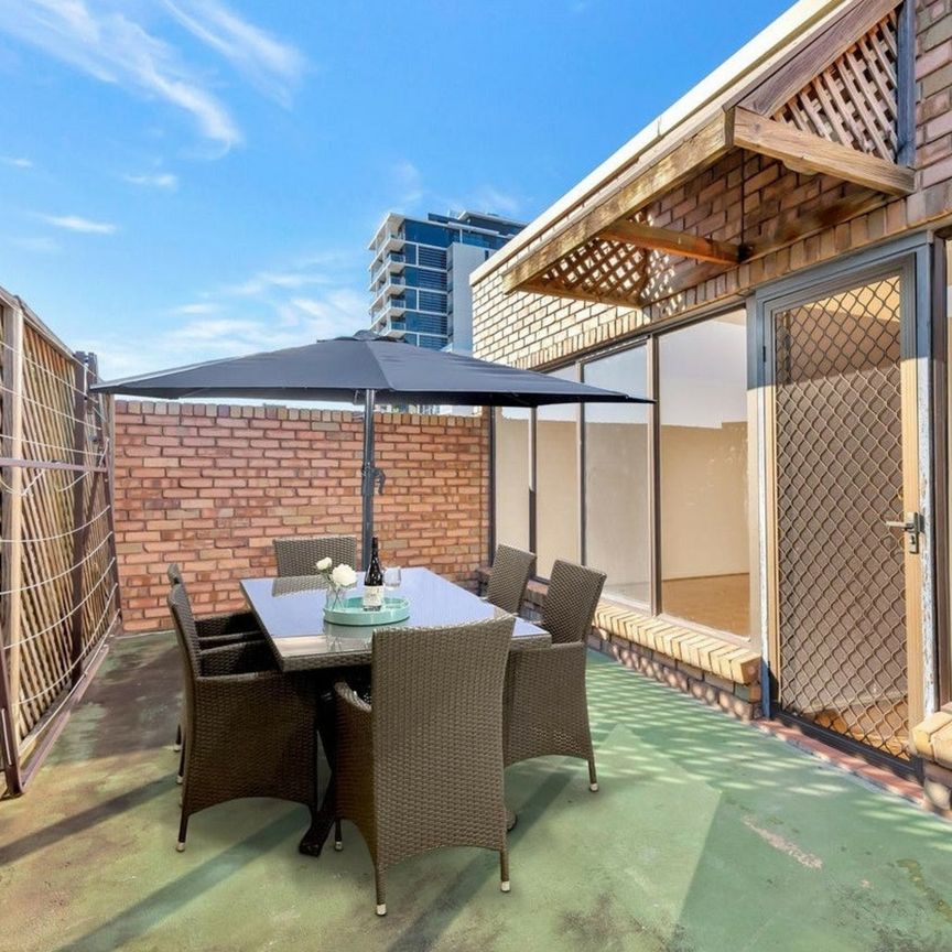 5/12-20 Cromwell Street, ADELAIDE - Photo 1