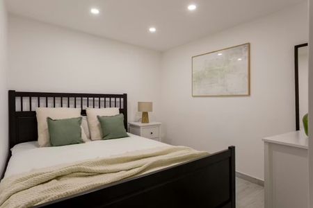 Rua de Santo Estêvão, Lisbon, Lisbon 1100-405 - Photo 2