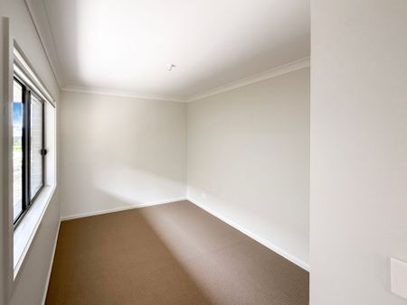 BRAND NEW 1 BEDROOM DUPLEX - Photo 5