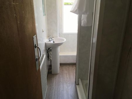 6 bedroom house to rent - Photo 4