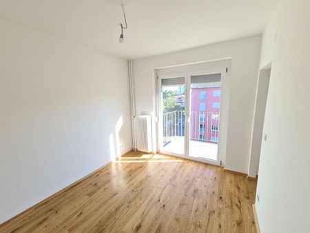 Erstbezug nach Sanierung - 2 Balkone - Bezirk Jakomini - Foto 2