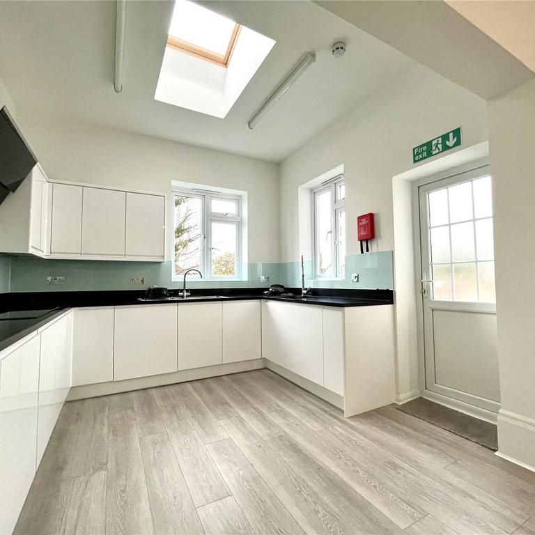 House share to rent - Photo 1