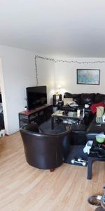 2 CH - 1 SDB - Québec - $1,050 /mo - Photo 4