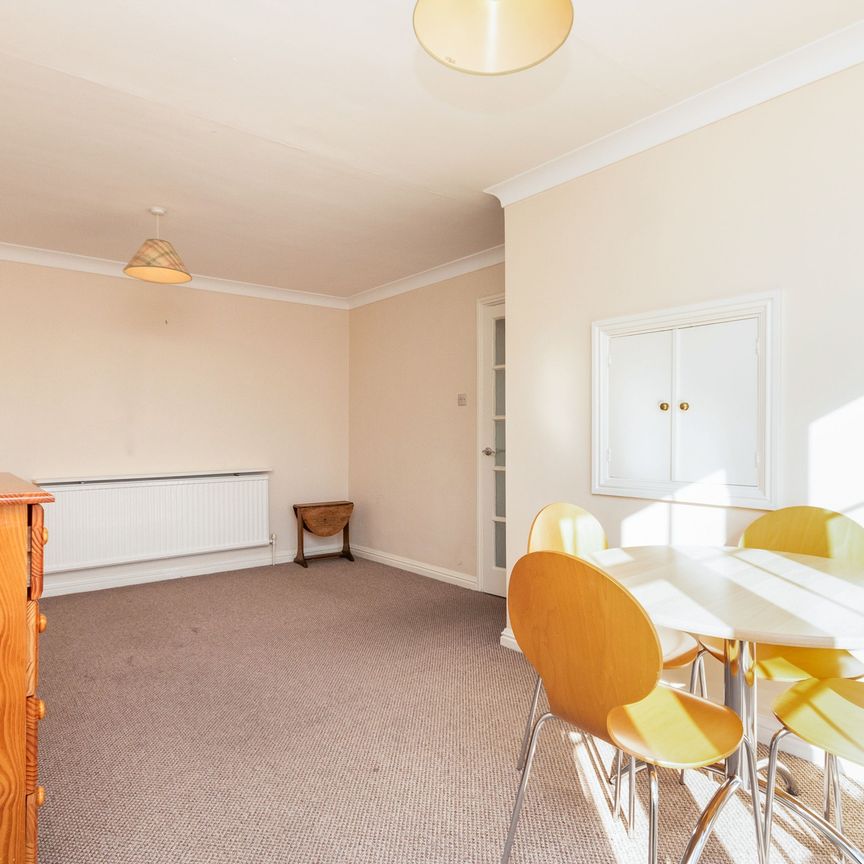 1 bedroom apartment to rent Woking, Surrey, GU22 - Photo 1