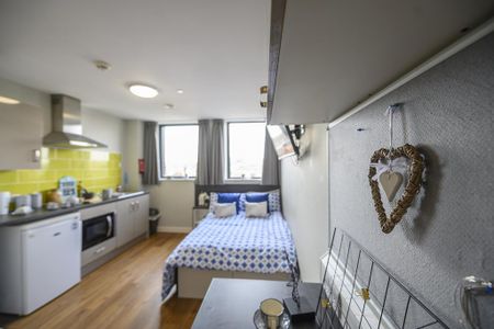 2 bedroom apartment to rent - Photo 4