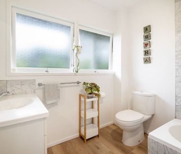 Cute One-Bedroom - Photo 6