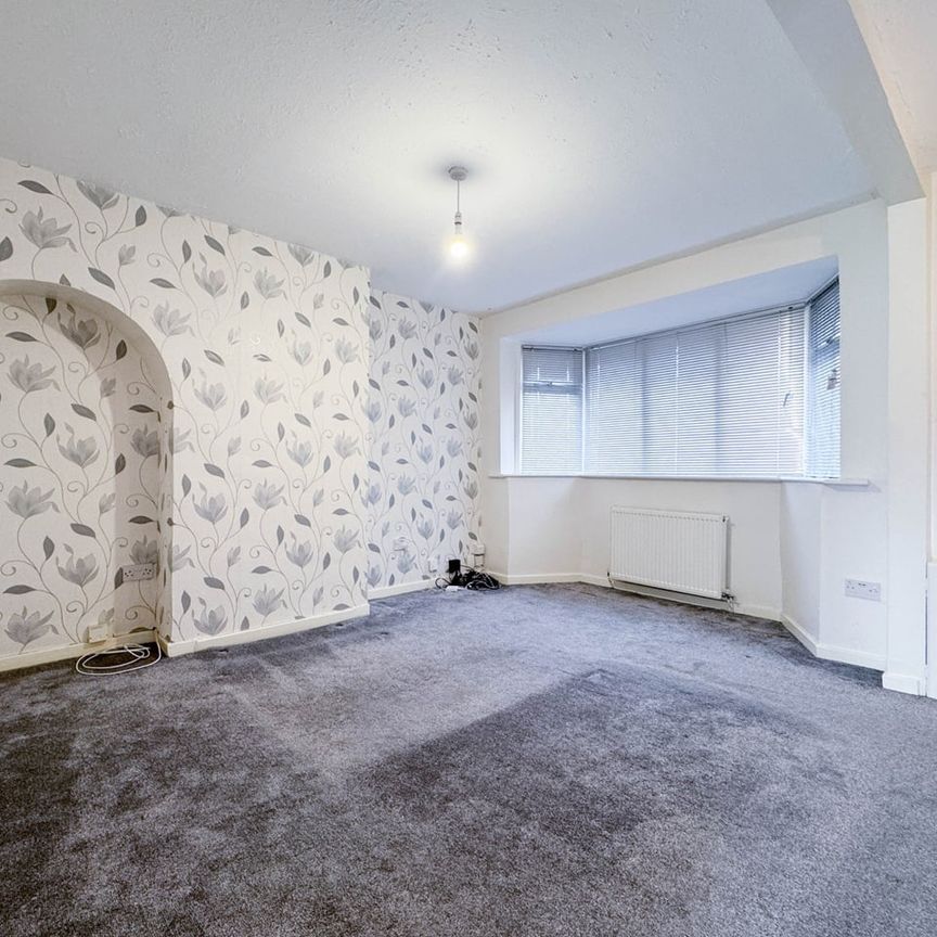 3 Bed Semi-Detached House, Smalldale Road, B42 - Photo 1