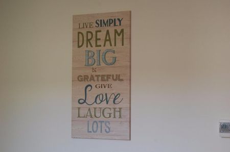 4 bedroom terraced house to rent - Photo 5