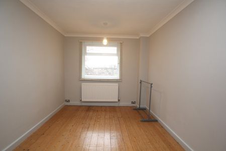 3 Bedroom Maisonette, Chester - Photo 5