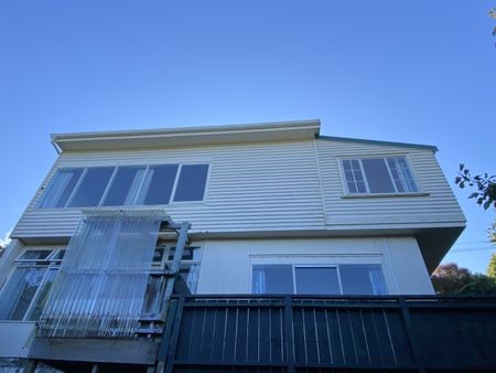 35 Prospect Terrace, Johnsonville - Photo 2