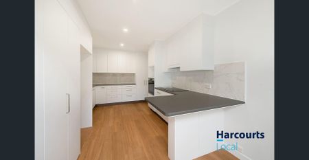 Townhouse in Quiet location - Photo 3