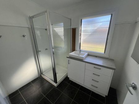 Long Term Accommodation in a GREAT LOCATION - Photo 5