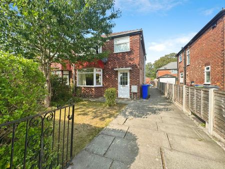 3 bedroom semi-detached house to rent - Photo 3