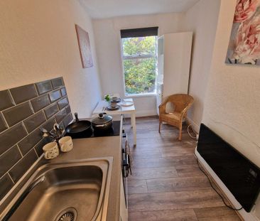 Studio to rent - Photo 4