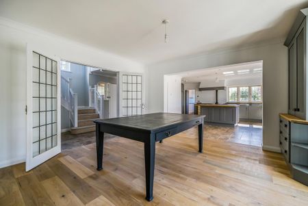 7 bedroom detached house to rent - Photo 4