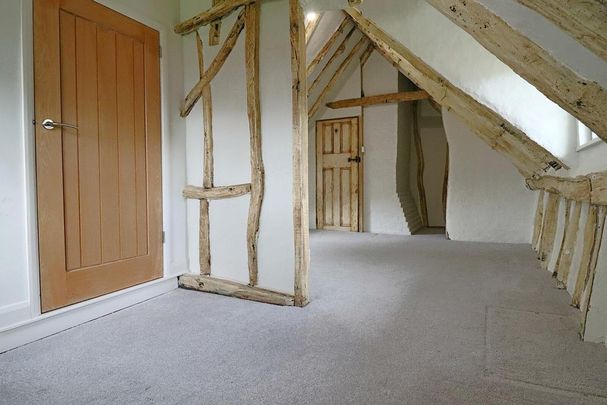 4 bedroom detached house to rent - Photo 1