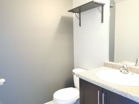 For Lease - 1380 Costigan Road Unit# 76, Milton, Ontario - Photo 4