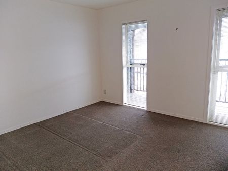Townhouse Living in fully gated complex with 2 carparks - Photo 3