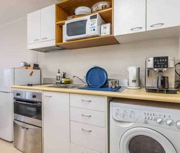 Central City Studio - Fully Furnished & Ready to Move In! - Photo 4