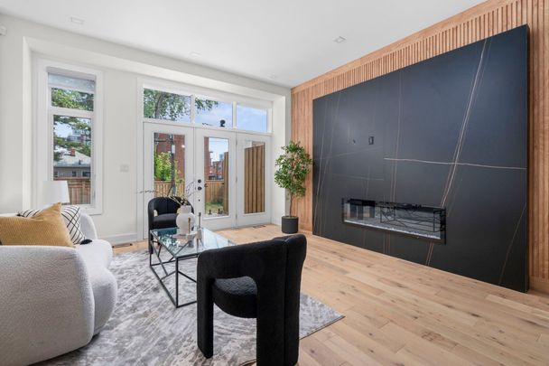 For Lease - 5A Pine Avenue, Mississauga, Ontario - Photo 1