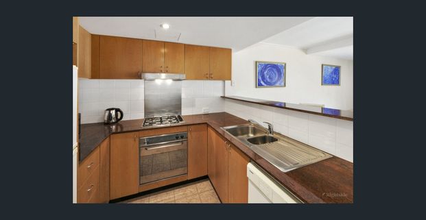 Furnished Apartment in the Heart of Manly 🌊 - Photo 1