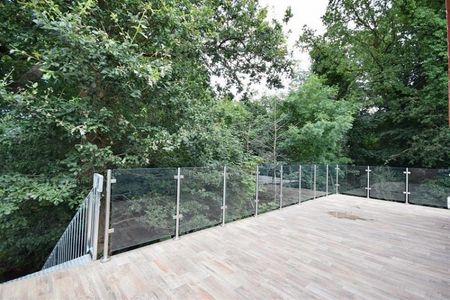 3 Bedroom Detached To Let - Photo 4