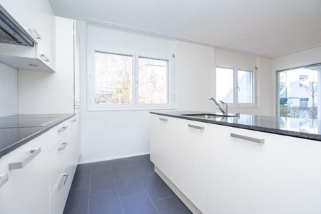 Grosszügige 3.5 Zimmerwohnung - Photo 3