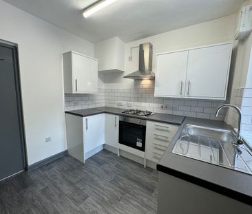 2 Bed Terraced House, Bala Street, L4 - Photo 4