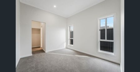 BRAND NEW HOME - READY FOR YOU TO MOVE IN! - Photo 4