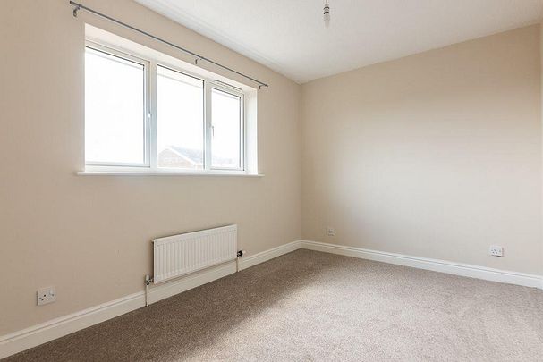 To Let 2 Bed House - Semi-Detached - Photo 1