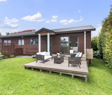 Family Home At Prime North Shore Location - Photo 2