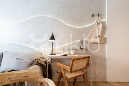 Apartamento de alquiler en Calle de Javier Ferrero, Ciudad Jardín - Photo 5