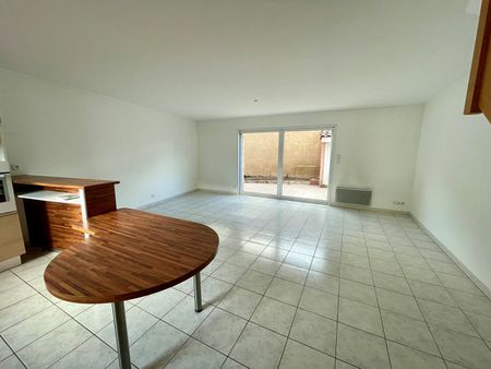 Location maison 4 pièces, 90.85m², L'Isle-Jourdain - Photo 2